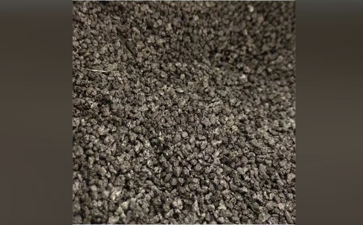 石墨化煅后焦生产石墨坩埚